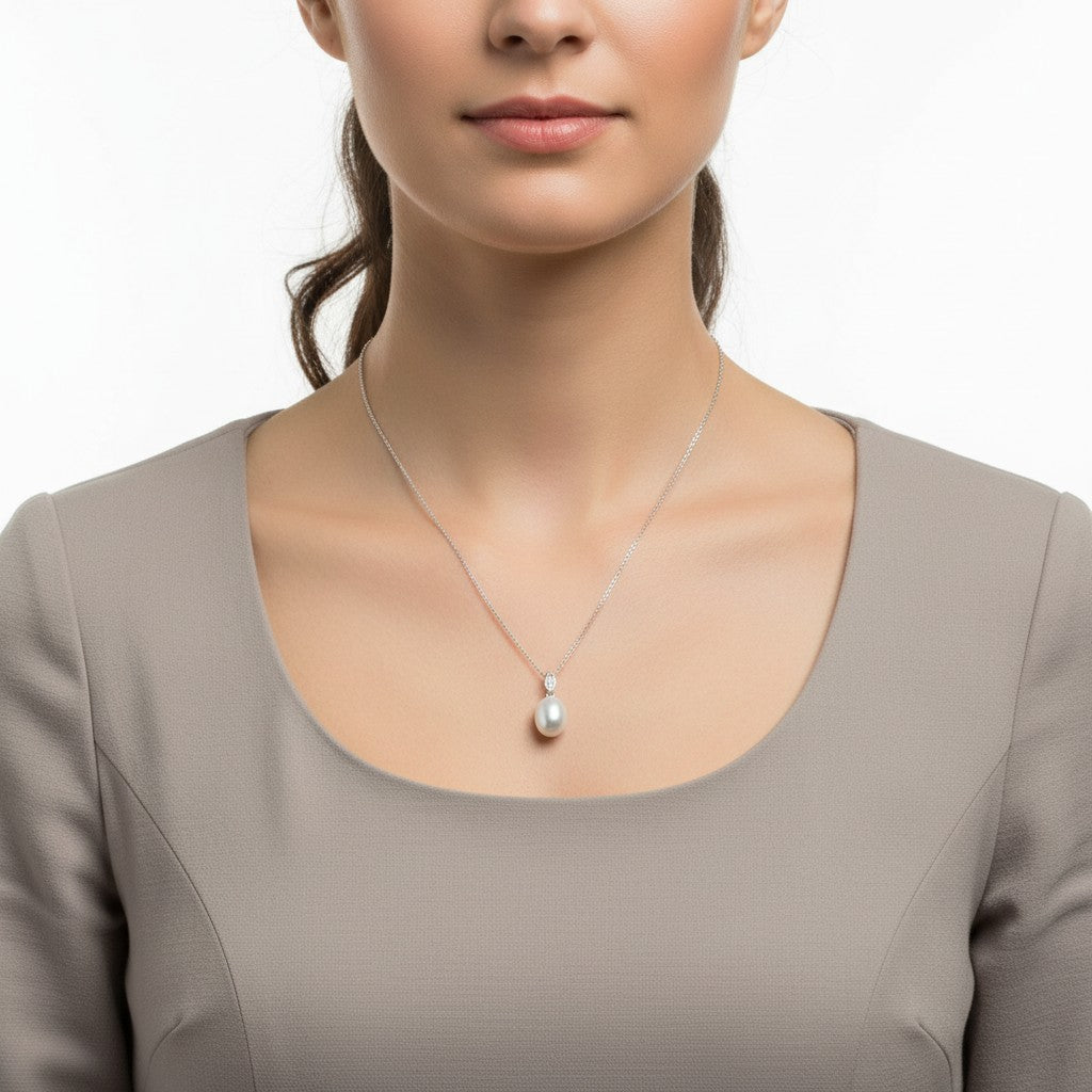 Collana Miluna con perla Oriente a goccia e diamanti in oro 375, 7-7.5mm - PCL6511X