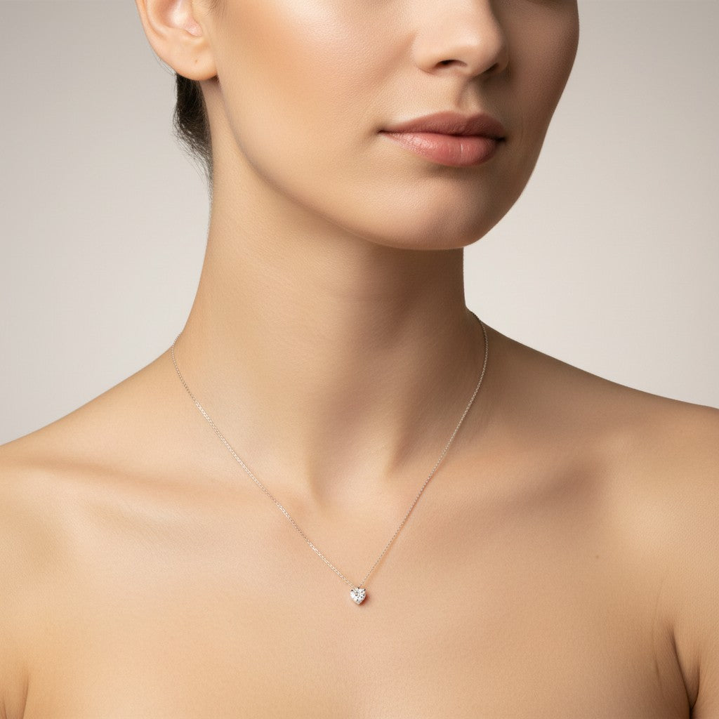 Perdirtiche - Girocollo punto luce in oro bianco 18kt, griffe a cuore e mosaico di diamanti 0.13ct - PDC053-013