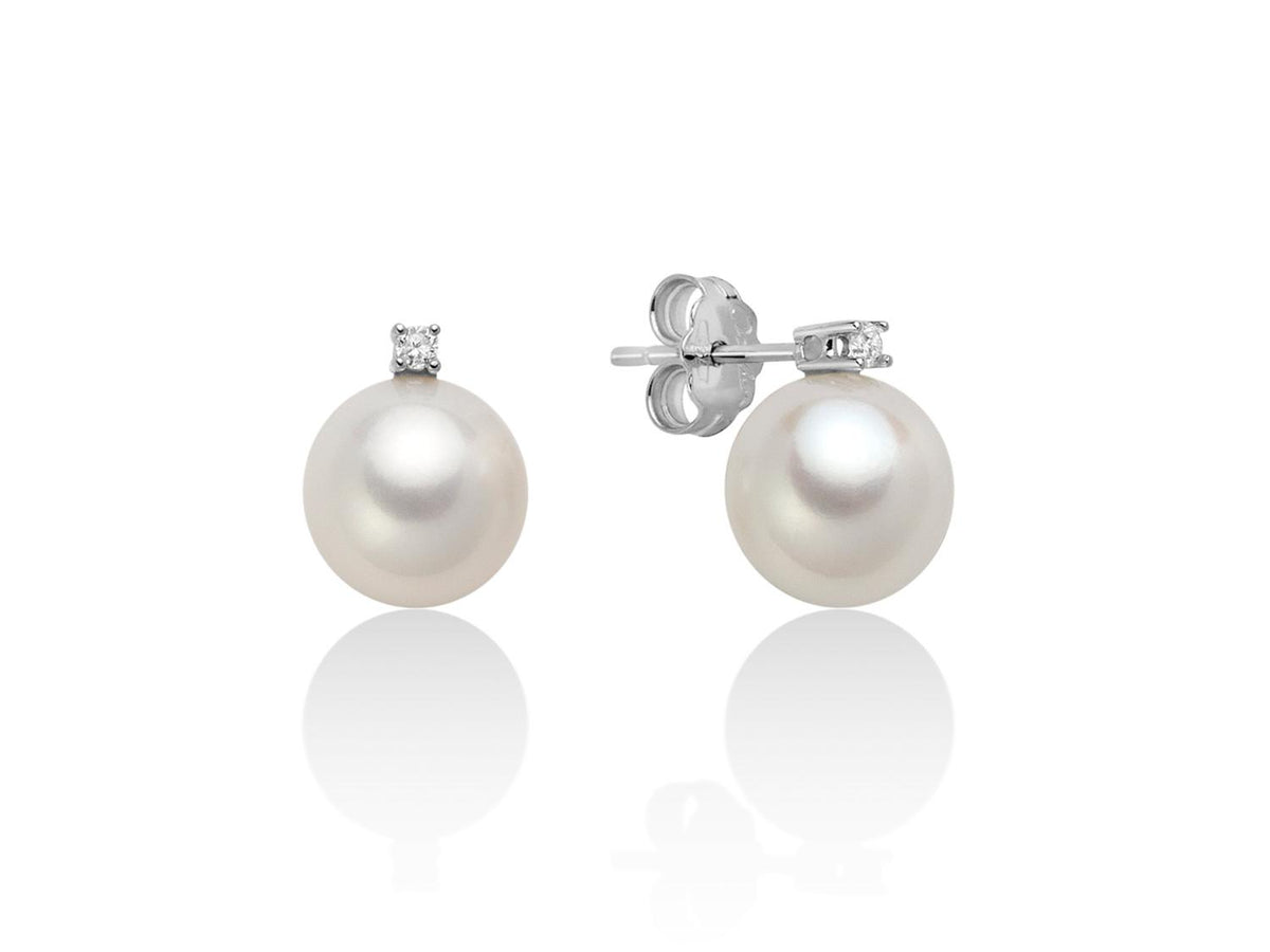 Miluna pearl earrings with a light point - PER1777