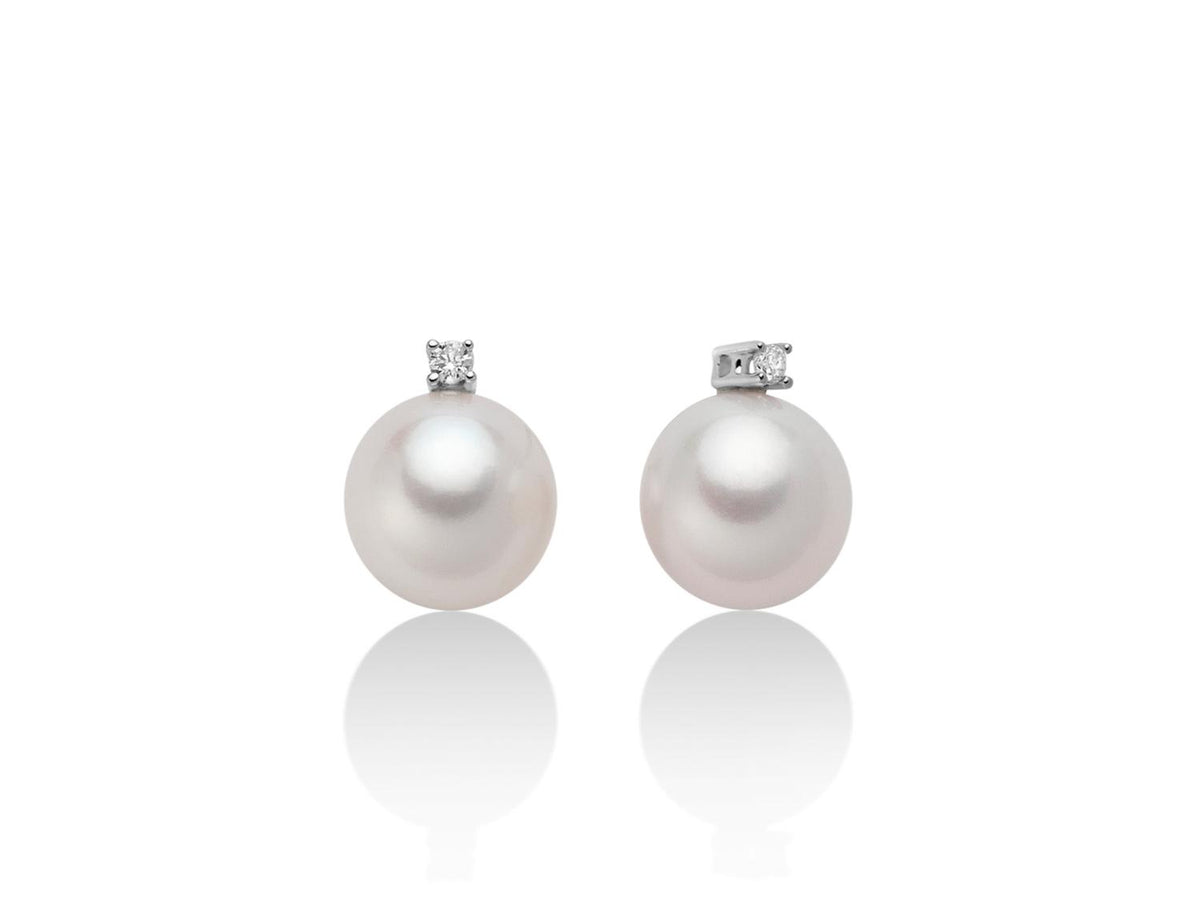 Miluna pearl earrings with a light point - PER1777