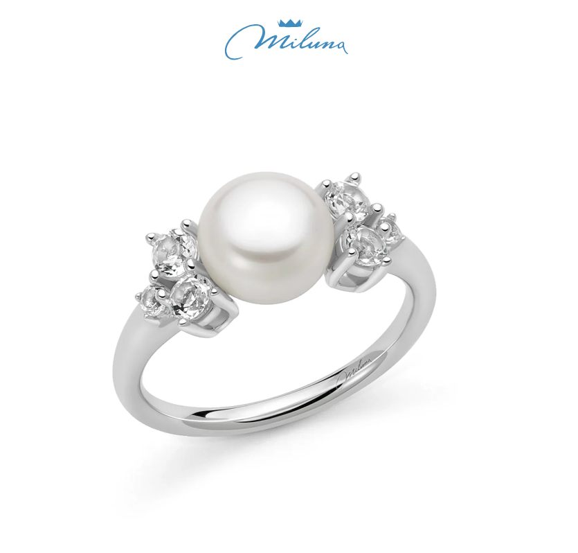 Anello Miluna in argento, collezione Andromeda con perla Oriente circondata da topazi bianchi - PLI1739