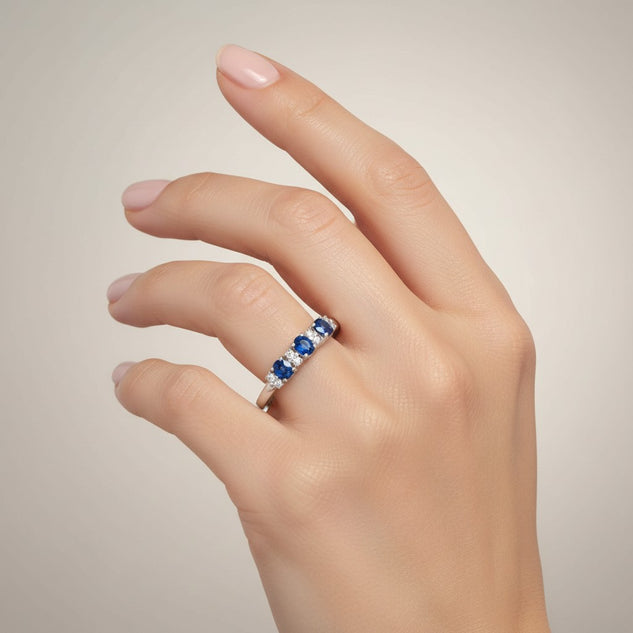 Anello trilogy Miluna con zaffiri blu ovali e diamanti in oro bianco 18kt - LID3758