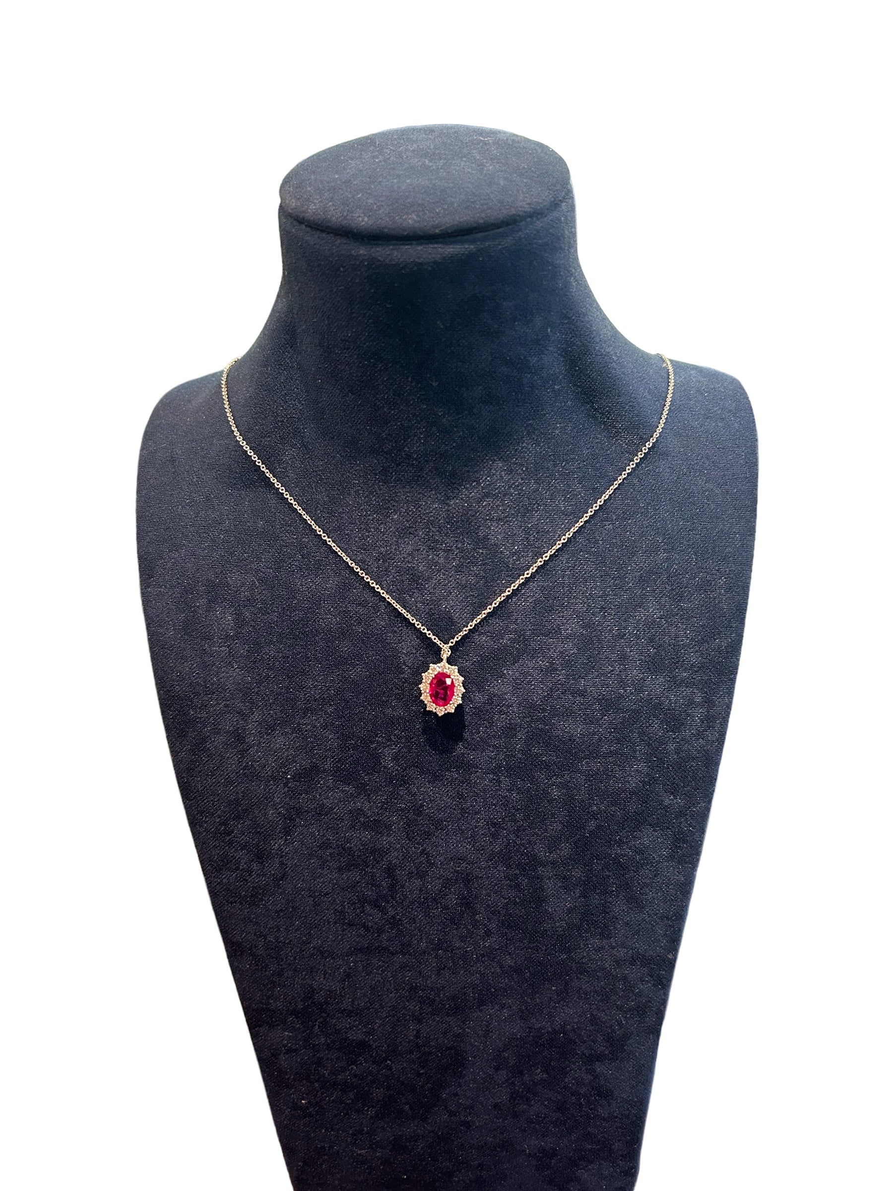 White gold necklace with diamond and ruby ​​pendant, 0.81 ct rubies - P79CC001/RB050