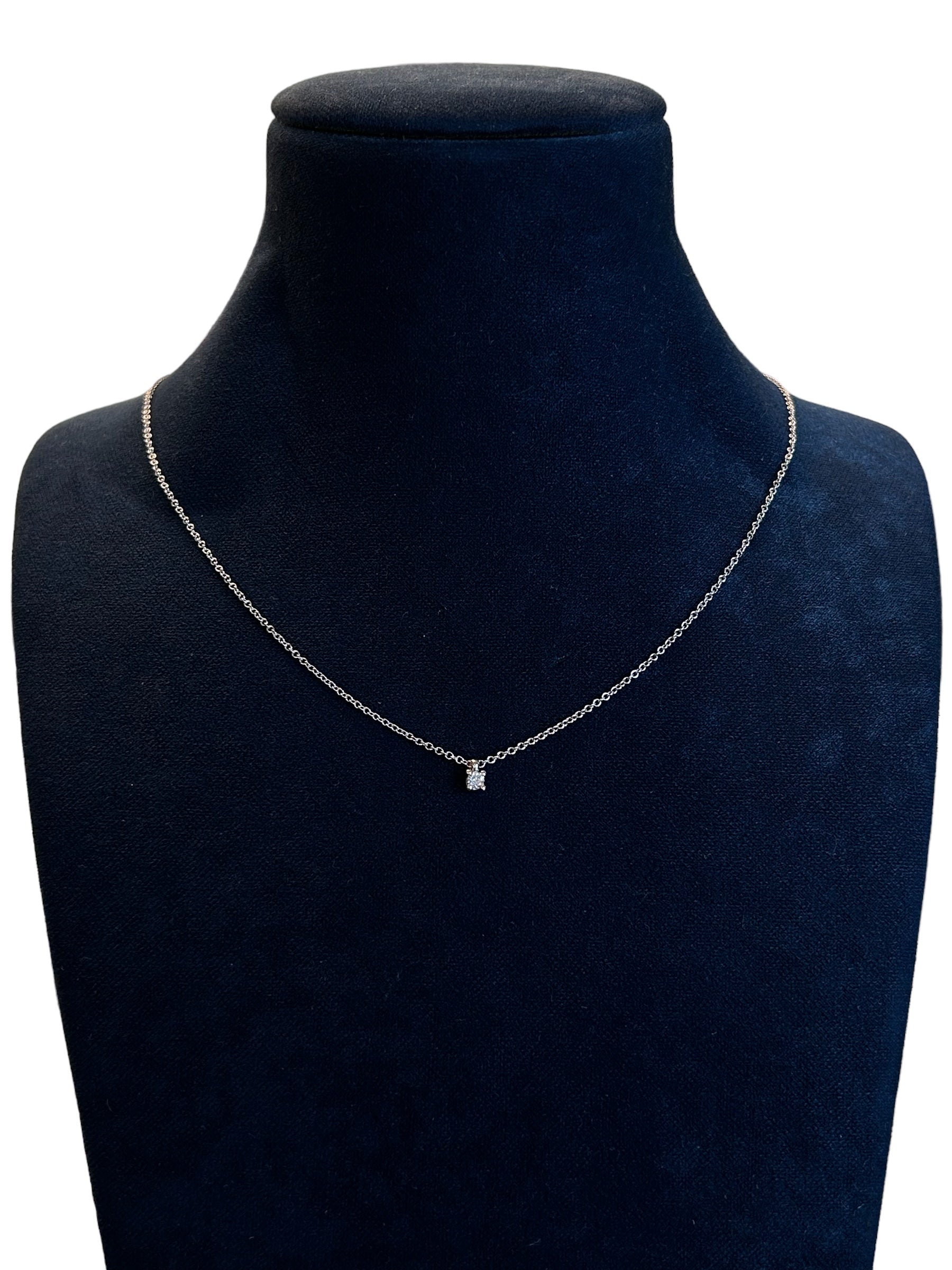 Light point necklace in white gold and diamonds, 0.05ct- 1127C00DW