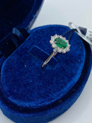 Anello Recarlo in oro bianco, smeraldo e diamanti, 0.83ct di smeraldi - R79CC001/SM030